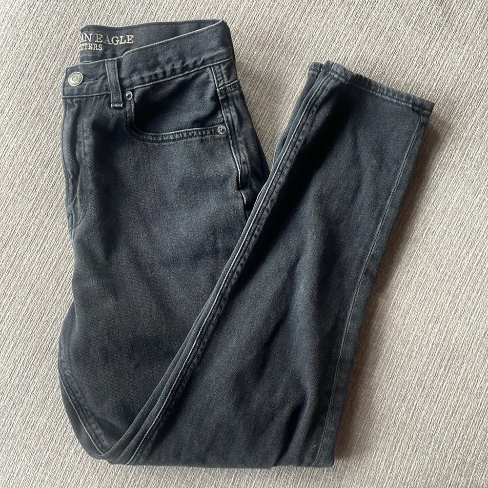 American Eagle Black Mom Jeans